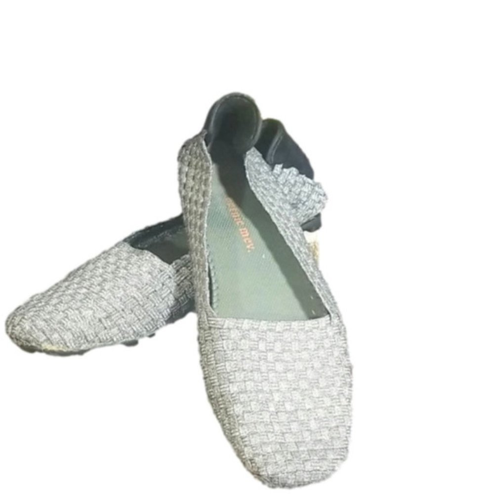 𝅺BERNIE Mev. Silver weaved slip on shoes